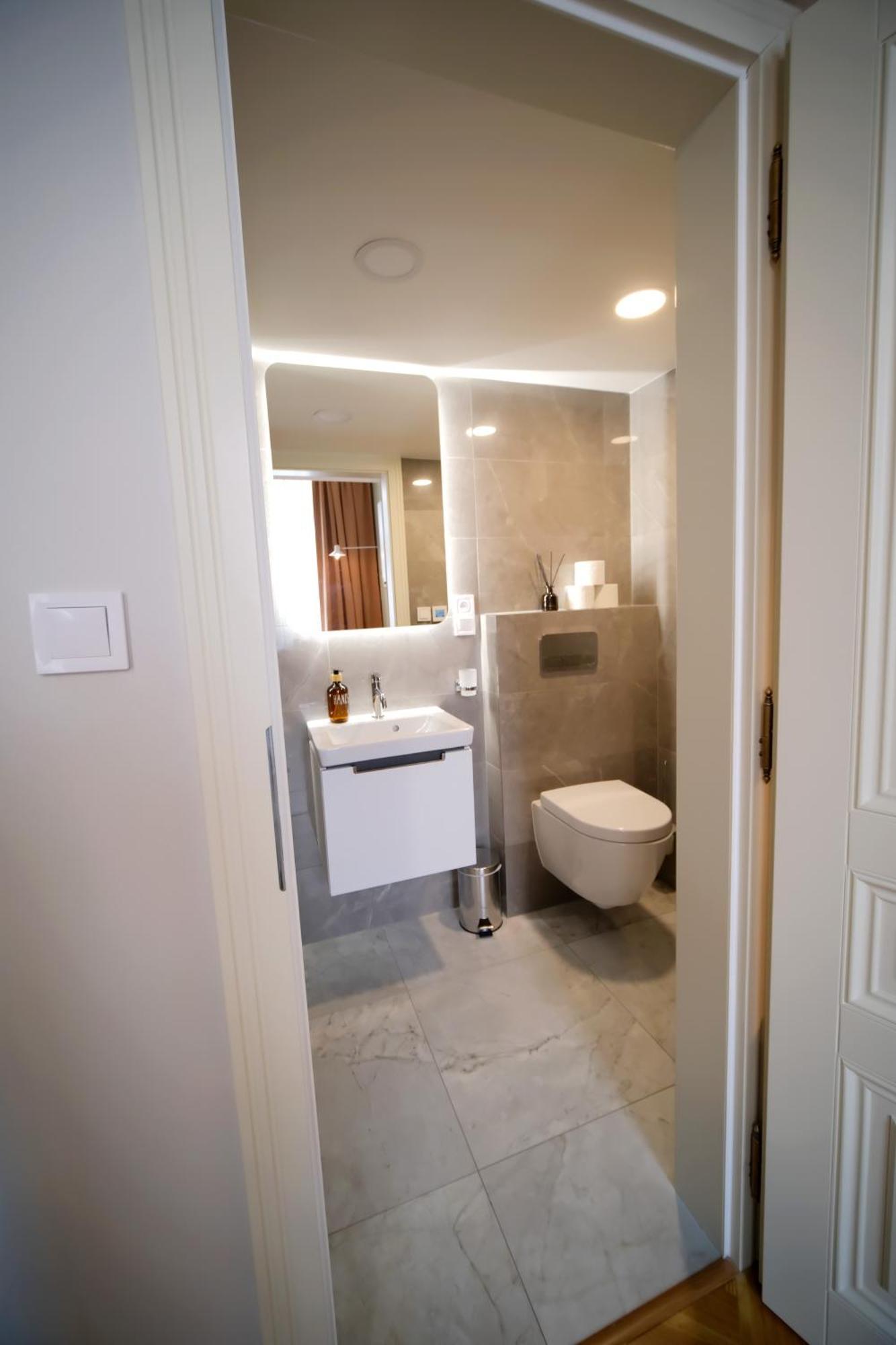 Luxemi Apartments I City Center Premium Studio Praga Exterior foto