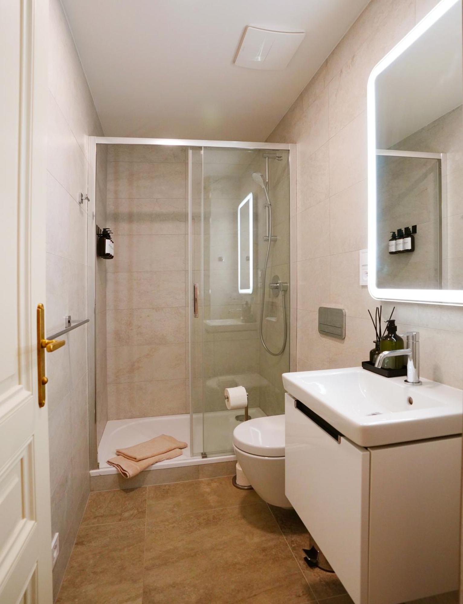 Luxemi Apartments I City Center Premium Studio Praga Habitación foto