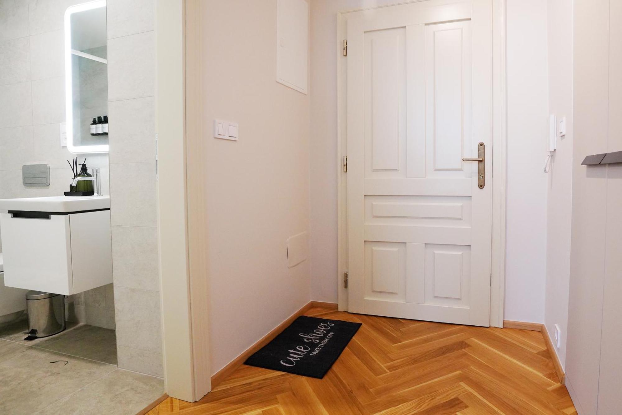 Luxemi Apartments I City Center Premium Studio Praga Habitación foto